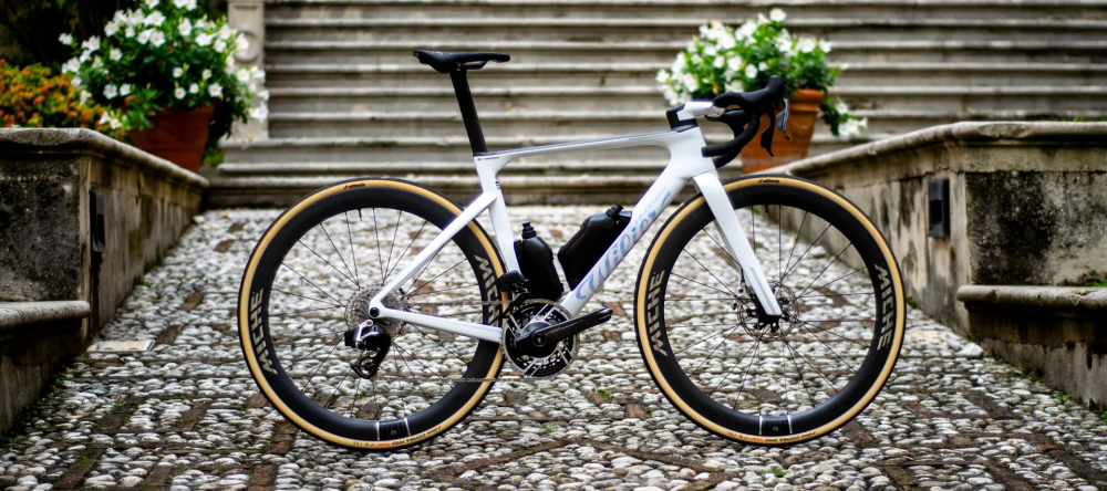 Wilier представила Filante SLR ID2: аэродинамика нового уровня и экономия 14 Вт